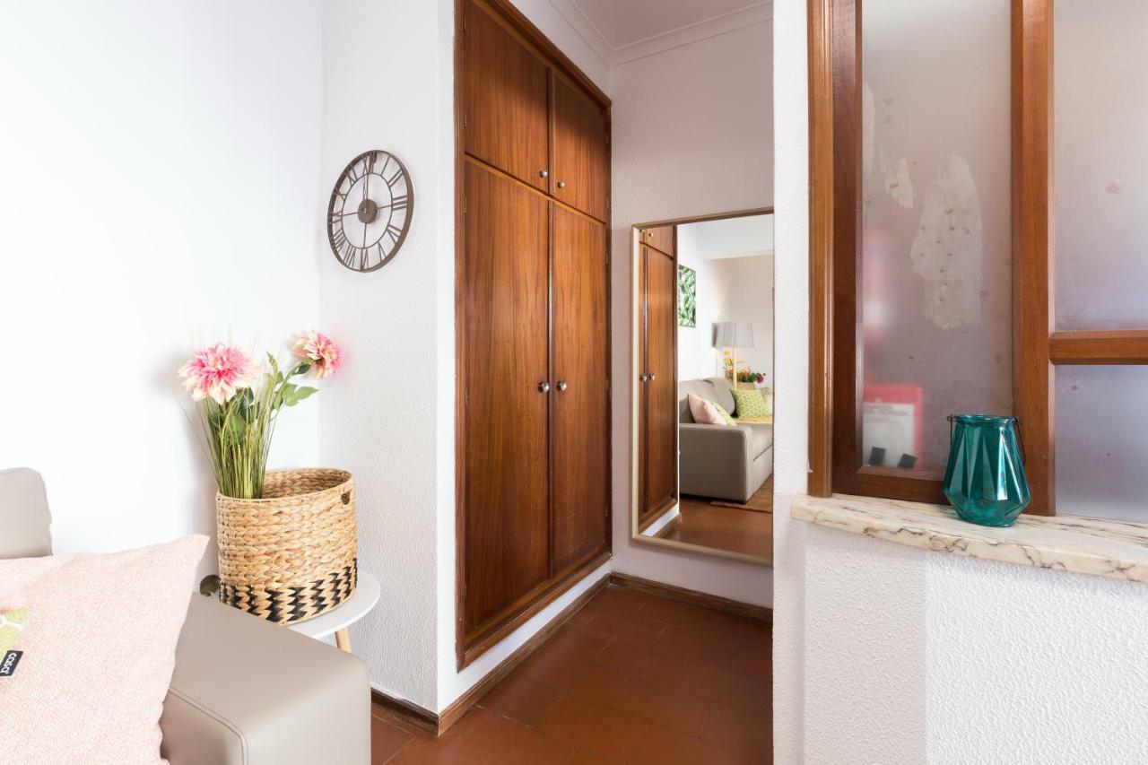 2 Comfy Bright Flats With Netflix Apartment Porto Exterior photo